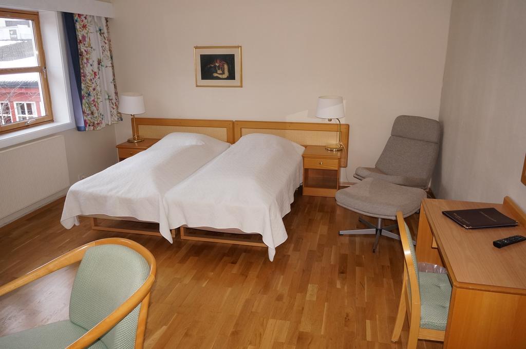 Verdal Hotell Verdalsora Bagian luar foto