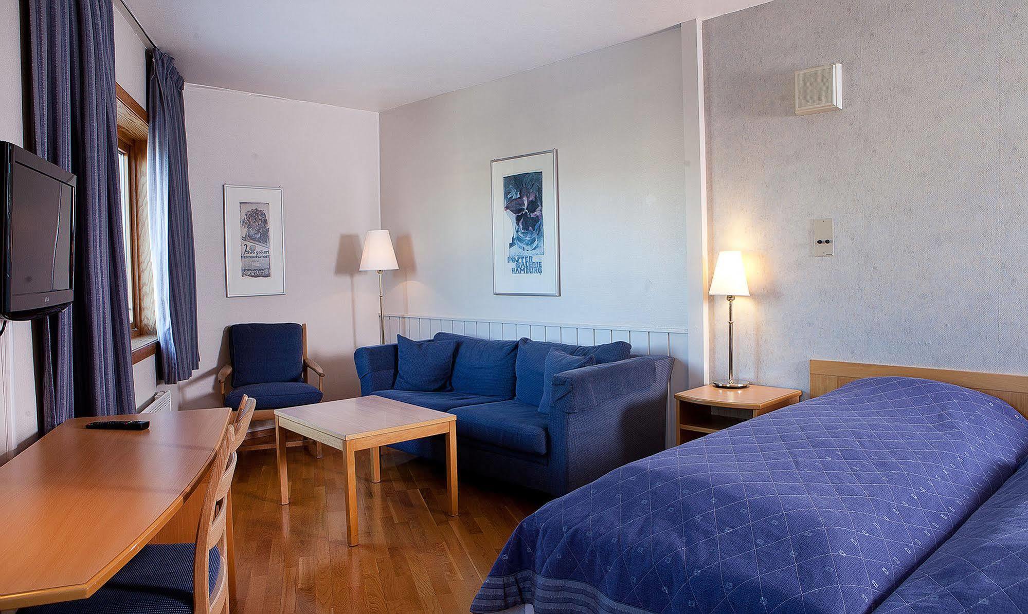 Verdal Hotell Verdalsora Bagian luar foto