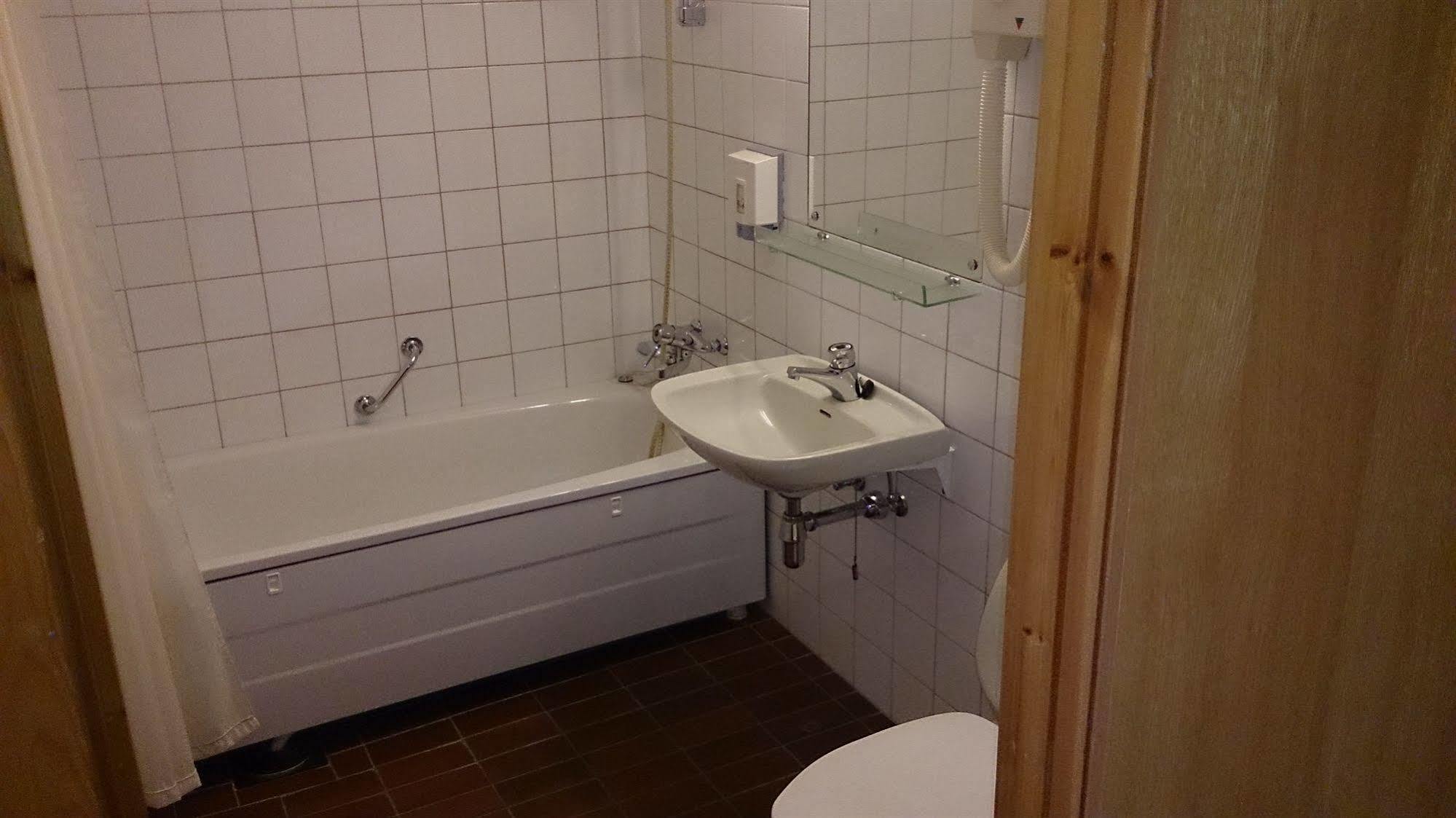 Verdal Hotell Verdalsora Bagian luar foto